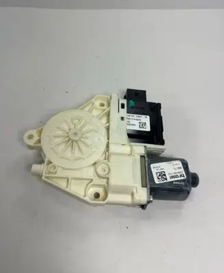 Alfa Romeo Giulia Front door window regulator motor C59650-102