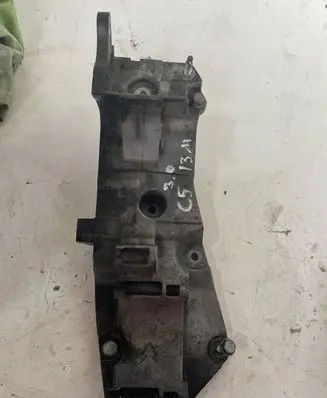 Citroen C5 Generator/alternator bracket 