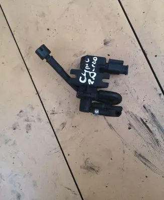 Citroen C4 I Picasso Valve vacuum 9663116980
