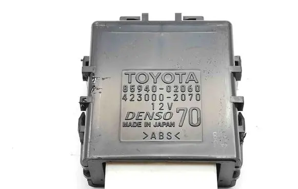 Toyota Auris E180 Other devices 8594002060