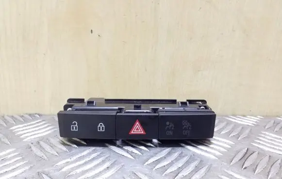 Opel Astra J Central locking switch button 13311979
