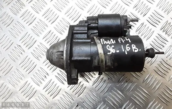 Audi A4 S4 B5 8D Starter motor 1005821933