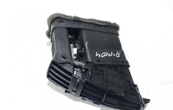 KIA Ceed Dash center air vent grill 808786