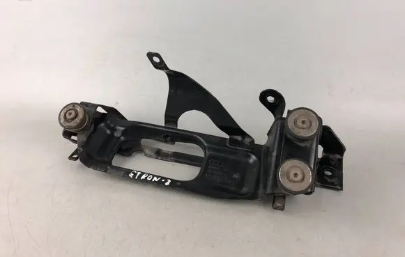Audi e-tron A/C compressor mount bracket 4KE820196J