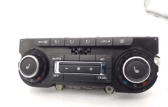 Skoda Octavia Mk2 (1Z) Climate control unit 3T0907044AL 5HB00974935