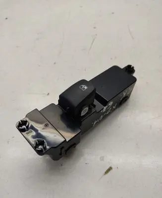 Hyundai Kona I Electric window control switch 3K55121200