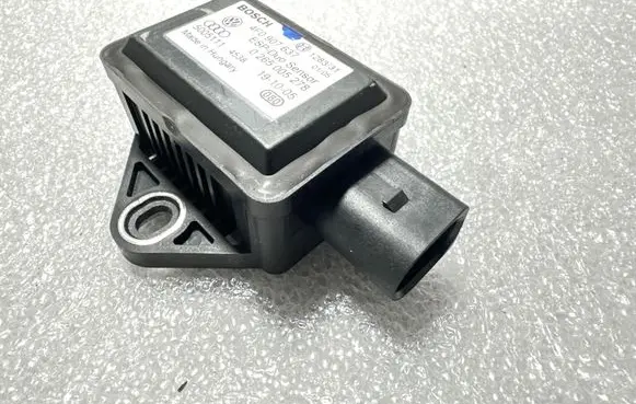 Audi A6 S6 C6 4F ESP acceleration yaw rate sensor 4F0907637