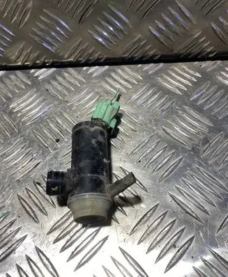 Subaru XV Windscreen/windshield washer pump