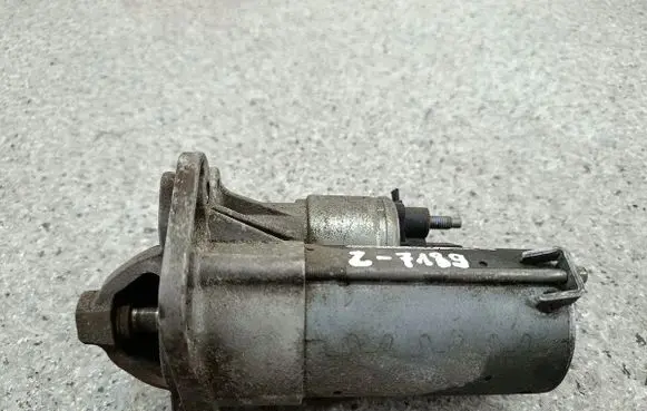 Renault Megane III Starter motor