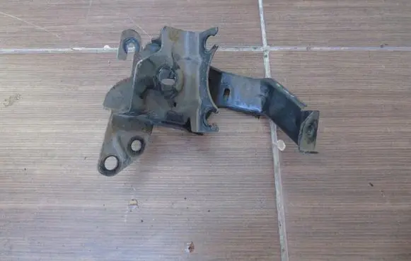 Citroen C5 ABS pump bracket 9660605880