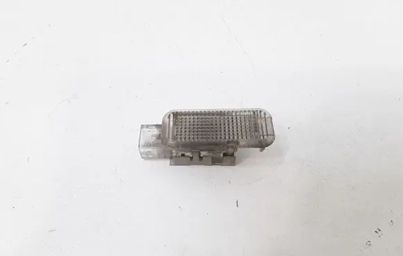 Audi A4 S4 B6 8E 8H Boot/trunk interior light 