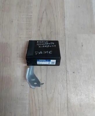 Toyota Prius Prime Trunk lid opening control unit 86572-47030