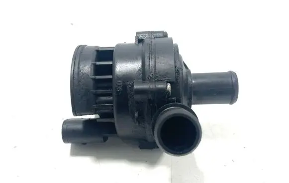 Nissan Qashqai Electric auxiliary coolant/water pump