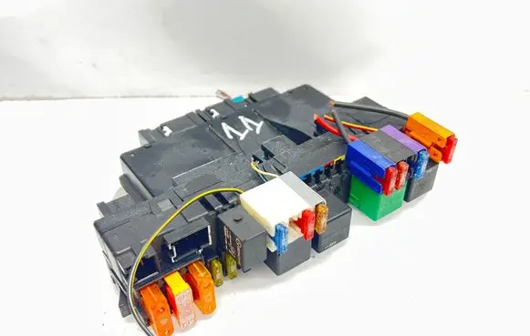 Mercedes-Benz S W220 SAM control unit A0325458332