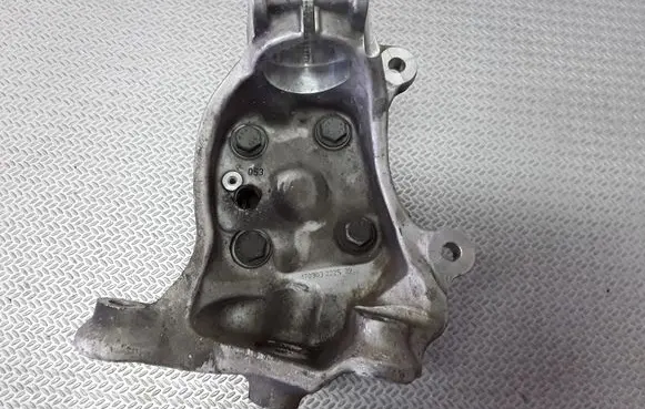 BMW 7 E65 E66 Front wheel hub