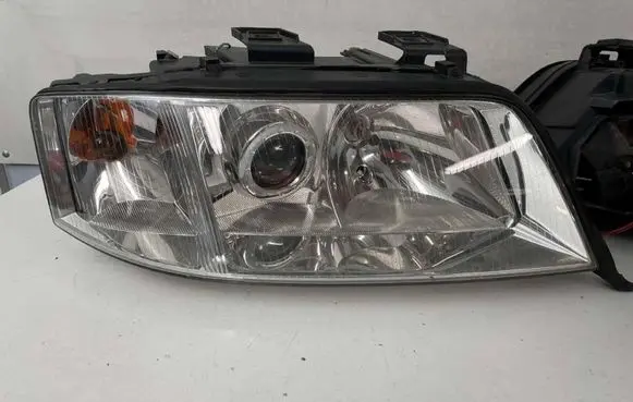 Audi A6 S6 C5 4B Headlight/headlamp