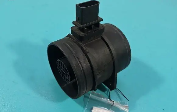 Volkswagen Crafter Mass air flow meter 0281002896 IMPRK1505937