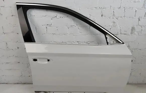 Skoda Superb B8 (3V) Front door