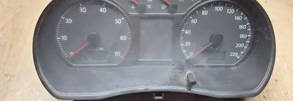 Volkswagen Polo IV 9N3 Speedometer (instrument cluster) 6Q0920803S VWZ3Z800212419 1307080073