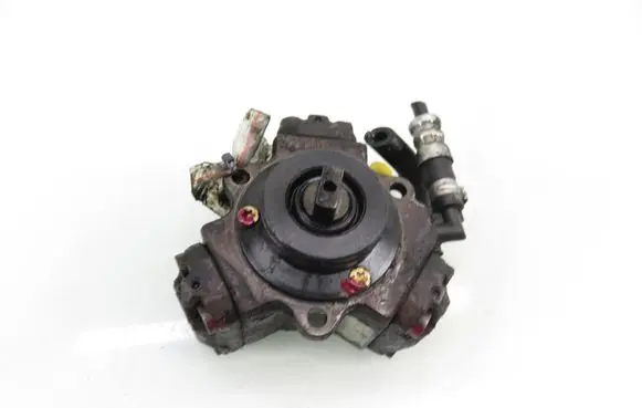 Opel Corsa C Fuel injection high pressure pump 0445010092 55185549