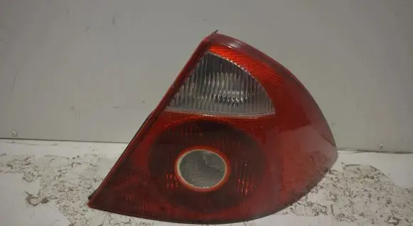 Ford Mondeo Mk III Rear/tail lights 1S7113404