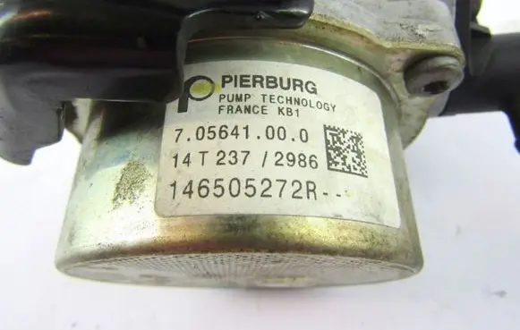 Nissan Qashqai Vacuum pump 705641000