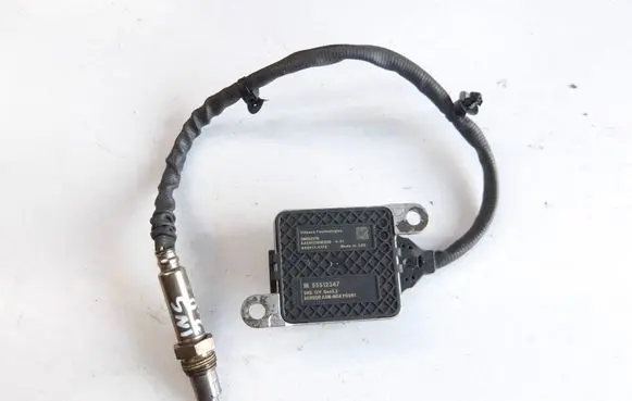 Opel Insignia B Lambda probe sensor 55512347 SNS0427B 2404170172