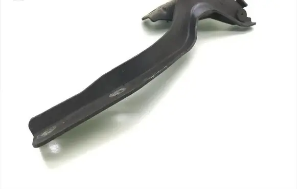 Nissan Qashqai Engine bonnet/hood hinges