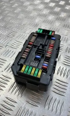 BMW 2 F22 F23 Fuse module 938906801
