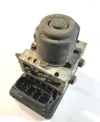 Toyota Avensis Verso ABS Pump 4451011050 8954144050
