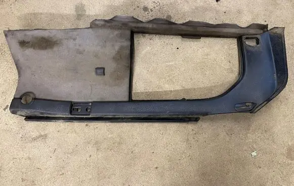 Audi A6 S6 C4 4A Trunk/boot side trim panel 4A9863879 4L9863879 DNW11819