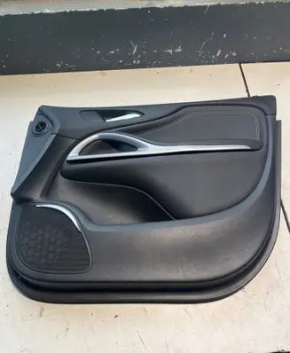 Opel Zafira C Front door card panel trim 1902754
