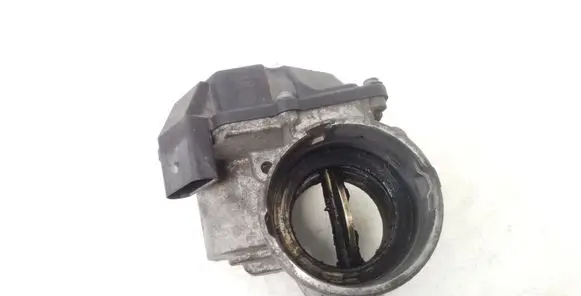 Volkswagen Touran I Throttle valve 03G128063A A2C53085612