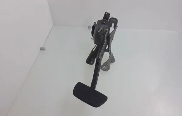 Lexus CT 200H Brake pedal 9851047050