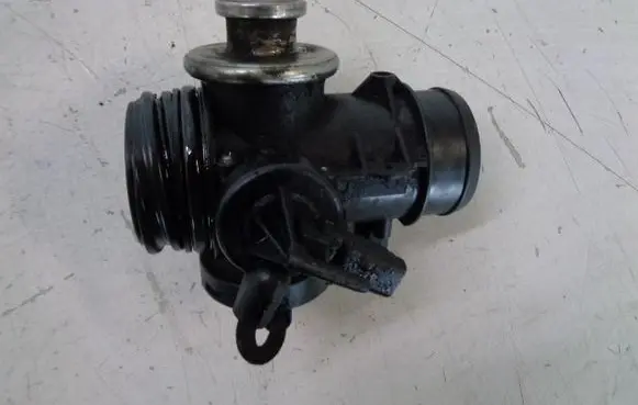 Peugeot 206 CC EGR valve 9631854280