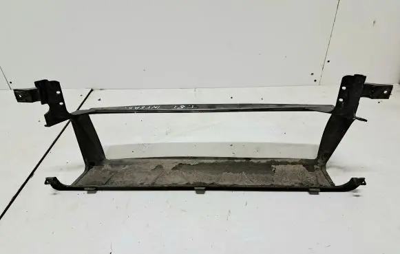 Volvo V50 Intercooler air channel guide