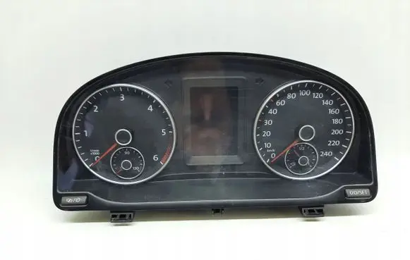 Volkswagen Caddy Speedometer (instrument cluster) 2K5920876F