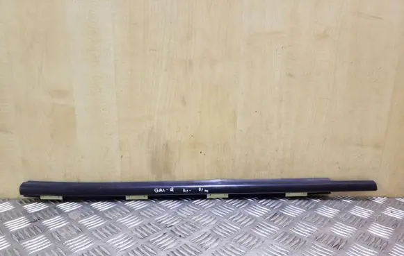 Hyundai Santa Fe Rear door glass trim molding