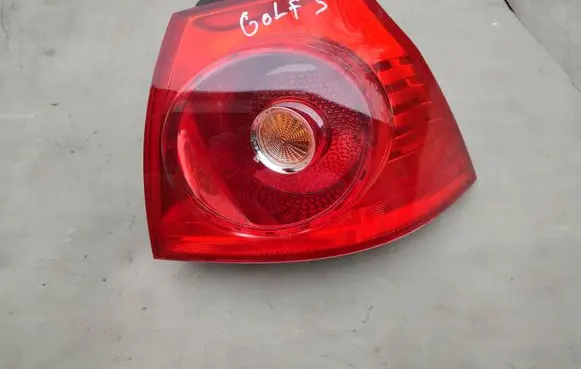 Volkswagen Golf V Rear/tail lights 1K6945096N