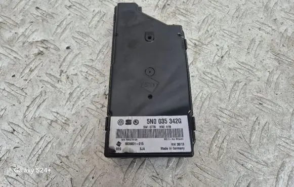 Volkswagen Polo V 6R Head unit multimedia control 5N0035342G