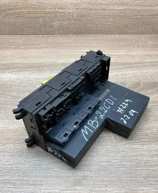 Mercedes-Benz E W210 Fuse module 0225455332 309872