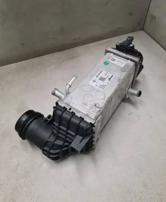 Volkswagen Golf VIII Intercooler radiator 05C145785B 8978181