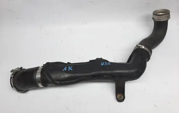 Volkswagen Golf V Intercooler hose/pipe 1K0145762AE 1K0145762AQ