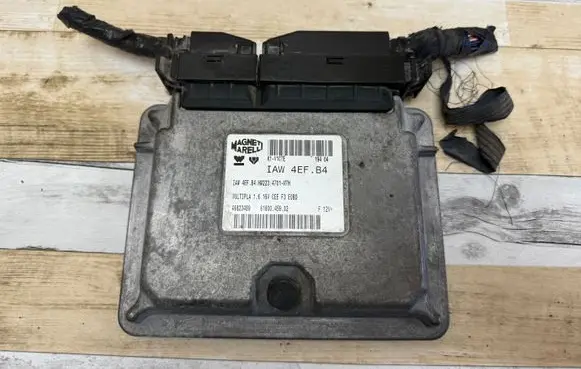 Fiat Multipla Engine control unit/module 46823489 HW2234701 6160045902