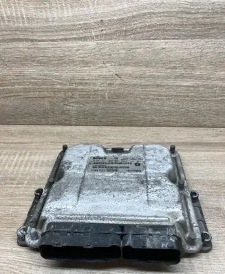 Chrysler Voyager Engine control unit/module P04727665AB 0281011064