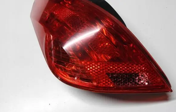 Peugeot 308 Rear/tail lights 9680425980
