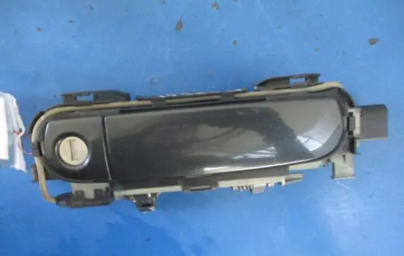Audi A3 S3 8L Front door exterior handle