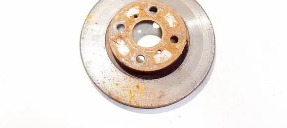 Toyota Yaris Front brake disc ventiliuojamas