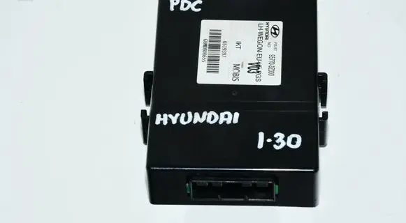 Hyundai i30 Parking PDC control unit/module 95770-3Z000