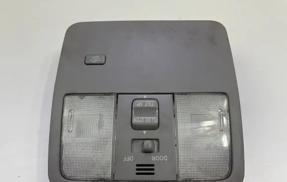 Toyota RAV 4 (XA30) Front seat light
